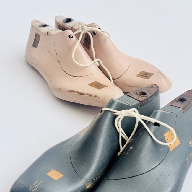 forma scarpe da calzolaio in legno vintage
